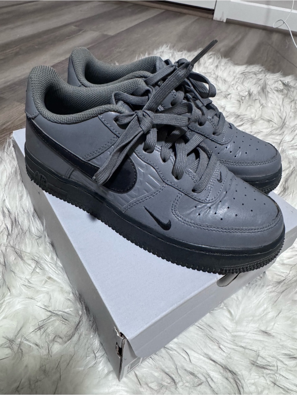 Nike Grey and Black Low-Top Sneakers